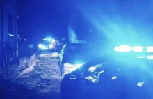 Policjant strzelał do nożownika, cztery razy trafił go w nogi