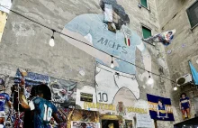 Mural Maradony – kapliczka i liczne grafiki na ulicach Neapolu
