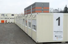 Niemieckie Upahl buduje obóz kontenerowego dla migrantów pomimo protestów