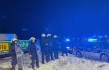 Policja vs przewoźnicy Dorohusk | Policja przeprowadza drogą pod zakaz 5t. Przew