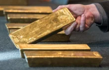 Cena złota przebiła 2000 dolarów po raz pierwszy od roku