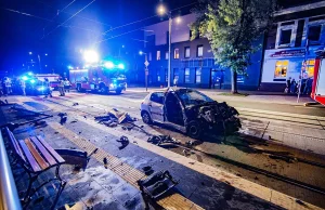 Peugeot roztrzaskany na ul. Zamkowej. Sprawcą pijany kierujący ukrainiec