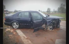 Pędził wprost na inne auto. Po wypadku uciekł i nie udzielił pomocy