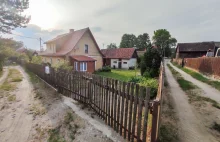 "Miliony domów pozamykane na zardzewiałe kłódki". Eksperci alarmują.