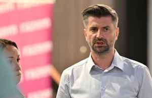 Krzysztof Śmiszek przerywa milczenie ws. swojej choroby. "Chciałem wszystkich us