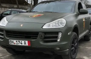 Ukraina: Luksusowe Porsche Cayenne trafiło na front. Ofiarował je anonimowy...