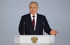 Putin oskarża Zachód o rozpętanie wojny w Ukrainie...