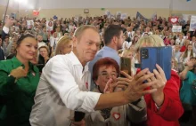 Tusk:Na czele rządu stoi człowiek którego jedyną pasją jest zarabianie pieniędzy