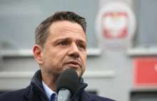 Trzaskowski kolejny raz błysnął. Nie wie gdzie jeździ?