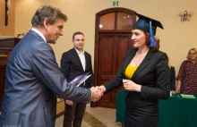 „Nikt nie oblał”. Dyplomy MBA dla VIP-ów w Łomży - ::4lomza.pl