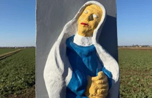 Odważna renowacja zabytkowej kapliczki. Praca artysty