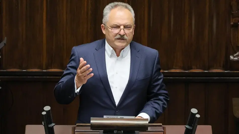 Kulisy RBN. "Duda sprowadził Tuska na ziemię"