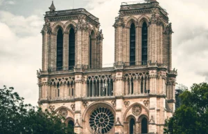 Brutalny atak na klasztor franciszkanów w Hiszpanii. Nie żyje jeden z zakonników