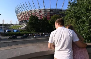 Tłumy pod Narodowym. Nie wszyscy fani Taylor Swift zmieścili się na stadionie