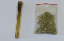 14-latka złapała dziwną jazdę po ziole. Na przemian miała lęki i napady agresji,