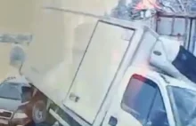 Zderzenie trzech pojazdów na przejściu granicznym w Barwinku (Video)