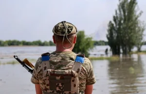CNN: Rosyjscy żołnierze potopili się po przerwaniu zapory na Dnieprze