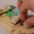 Zestaw Lego w rękach kreatywnego człowieka