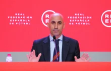 Prezes hiszpańskiej federacji piłkarskiej nie zamierza podawać się do dymisji