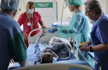 Amerykańsko-lubelskie operacje w Łęcznej. Lekarze dla małych ofiar wojny [FOTO]