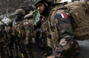 Co mają robić francuscy żołnierze na Ukrainie? Premier Francji wyjaśnia słowa pr