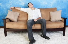 Najemca mieszka za darmo, a właściciel lokalu płaci za niego czynsz