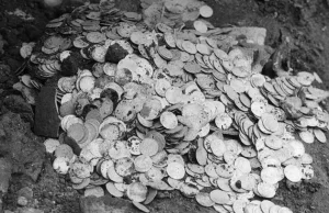Na Dolnym Ślasku znaleziono skarb tysiąclecia. Władze PRL zaprzepaściły szansę