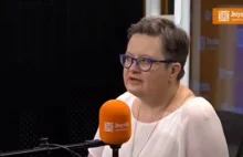 "Dramatem naszej epoki jest to, że głupota zabrała się do myślenia".