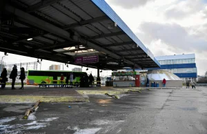 PKS-y z olbrzymią kasą od samorządów. A autobusy jeżdżą puste, połączenia do kas