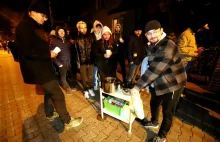 Zwolennicy PiS hejtują pizzerię, która pomogła wyborcom we Wrocławiu