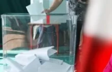 Błędy powinny być wyjaśnione. Ekspert uważa, że wynik wyborów będzie uznany