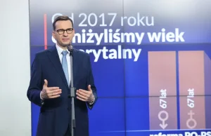 PiS po cichu podwyższa wiek emerytalny. ZUS podał oficjalne dane