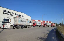 Maersk przekazuje kontenery dla ofiar trzęsienia ziemi w Turcji