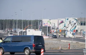 Niemcy: Ewakuacja fabryki Tesli. Część Berlina bez prądu