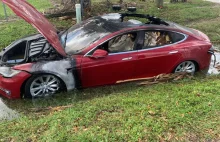 Floryda: pożary aut elektrycznych po zalaniu wodą [eng]