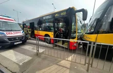 Zderzenie autobusu z tramwajem w Warszawie