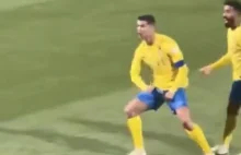 Ronaldo nie wytrzymał. Usłyszał "Messi" i wykonał obsceniczny gest! [WIDEO]