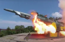 Braki amunicji czy celowe działanie? Rosja użyła 70 letnich rakiet