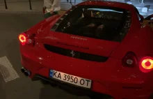 Rosyjski Streamer Znów Kpi z Prawa na Warszawskich Ulicach.