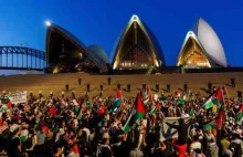 Pro-palestyńscy protestujący skandują "gazować Żydów" pod operą w Sydney