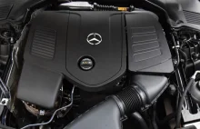 Mercedes znów inwestuje w silniki spalinowe. "Elektryczne plany zbyt ambitne"