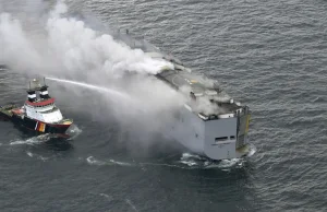 Płonie samochodowiec na Morzu Północnym. Powtórka z rozrywki