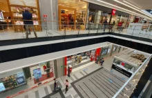 Wypadek w Focus Mall w Zielonej Górze. Złodziej uciekając spadł ze schodów