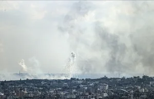 Izrael użył zakazanych bomb z białym fosforem w Strefie Gazy!