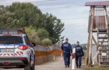 Strzelanina pomiędzy migrantami na granicy Serbii z Węgrami.