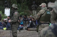 Białoruskie służby przerzucają migrantów. Polscy snajperzy patrolują granicę