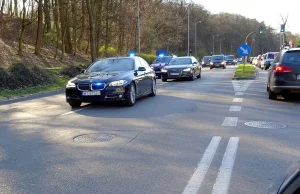 W Warszawie funkcjonariusze SOP służbową limuzyną pojechali po alkohol.