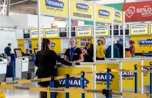 Ryanair zbyt dużego bagażu nie przepuści. Ma nowy pomysł na wypchane plecaki