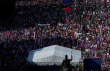 Czechy. Wielka demonstracja w Pradze. Premier "marionetką Waszyngtonu", Orban "w