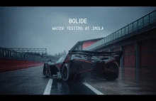 BUGATTI BOLIDE: test na mokrej nawierzchni